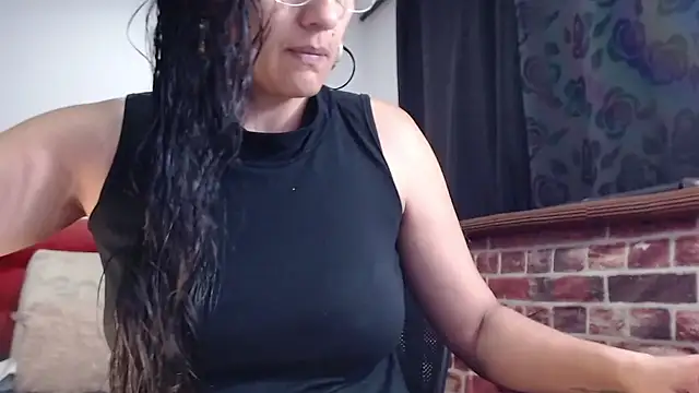 Lucynaugthyy online show from 09/11/25, 12:05