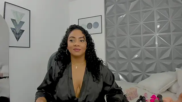 Snapshot of Tanisha__campbell chatting on 09/27/25, 12:43 Tanisha campbell online show from 09/27/25, 12:43