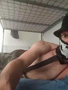 Snapshot of WichyHOT_Latex chatting on 09/17/25, 05:36 WichyHOT Latex online show from 09/17/25, 05:36