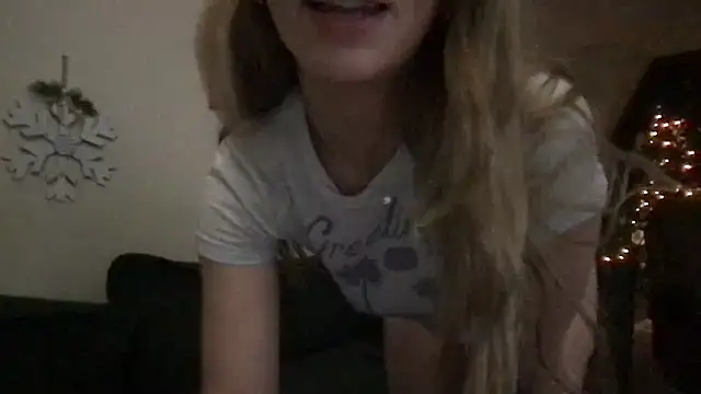 addiebby33 online show from 12/02/24, 01:36