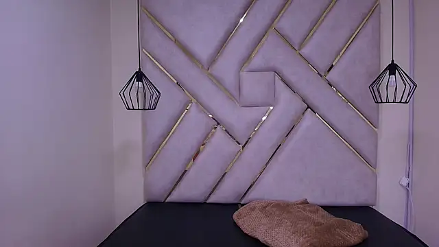 nalalye cruzz  online show from 03/22/25, 03:09