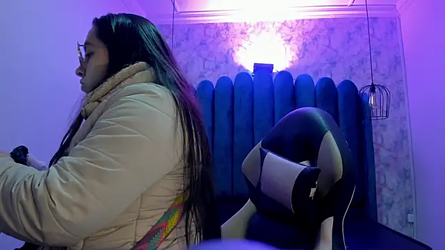 nalalye cruzz  online show from 11/02/25, 02:36