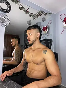 ARON TAYLER01 online show from 12/07/24, 12:45