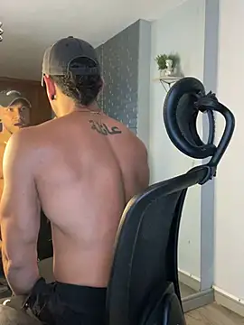 ARON TAYLER01 online show from 03/12/25, 12:36