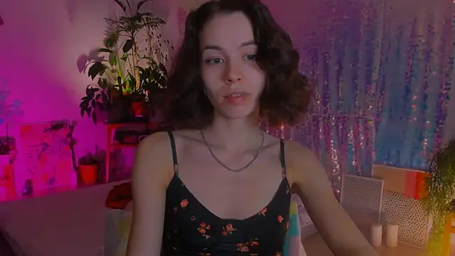 Snapshot of poli__ chatting on 12/26/24, 09:37 poli   online show from 12/26/24, 09:37