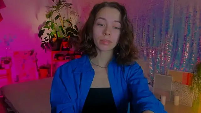 Snapshot of poli__ chatting on 01/06/25, 12:16 poli   online show from 01/06/25, 12:16