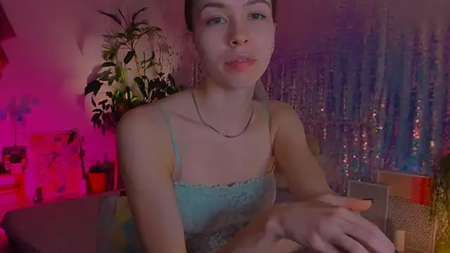 Snapshot of poli__ chatting on 01/07/25, 12:03 poli   online show from 01/07/25, 12:03