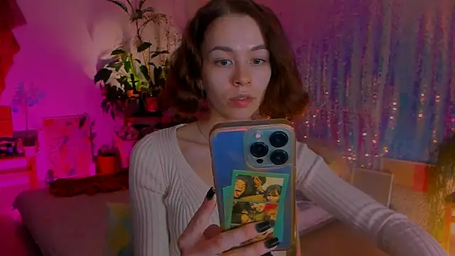 Snapshot of poli__ chatting on 01/23/25, 09:07 poli   online show from 01/23/25, 09:07