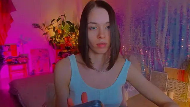 Snapshot of poli__ chatting on 02/27/25, 03:26 poli   online show from 02/27/25, 03:26