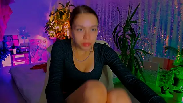 Snapshot of poli__ chatting on 09/27/25, 08:36 poli   online show from 09/27/25, 08:36