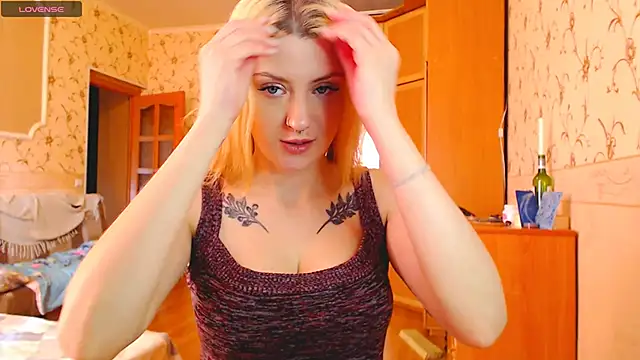 MarySweetness online show from 02/16/25, 09:59