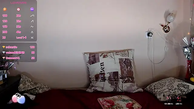 VanezaSmith online show from 12/05/24, 04:23