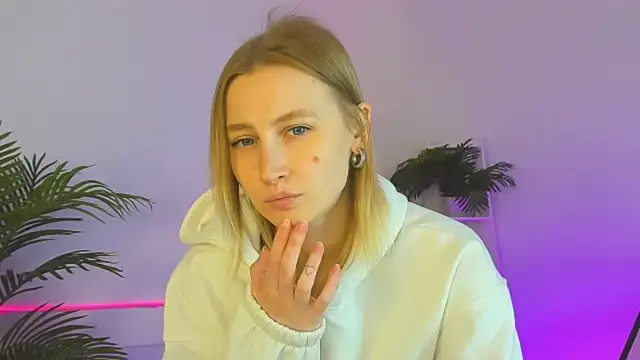 Snapshot of Jess_Anders_ chatting on 11/13/25, 08:24 Jess Anders online show from 11/13/25, 08:24