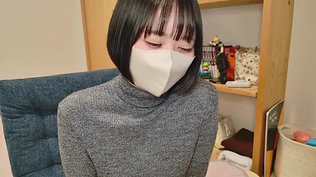 Snapshot of HIKARI_x0 chatting on 01/17/25, 02:07 HIKARI x0 online show from 01/17/25, 02:07