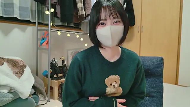 Snapshot of HIKARI_x0 chatting on 02/11/25, 02:13 HIKARI x0 online show from 02/11/25, 02:13