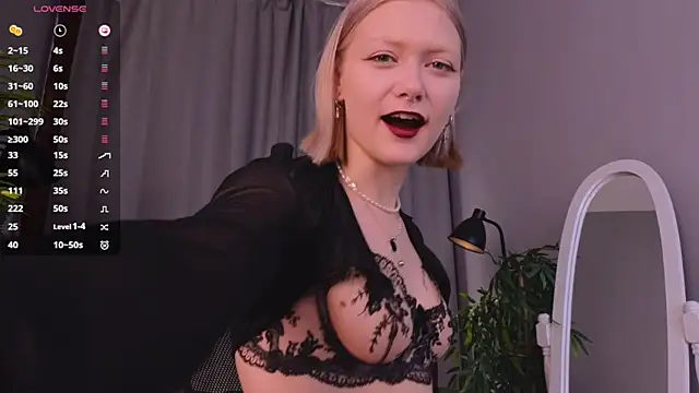 Snapshot of _Rude_Girl_ chatting on 12/06/24, 03:22 Rude Girl online show from 12/06/24, 03:22