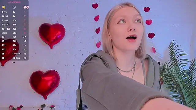 Snapshot of _Rude_Girl_ chatting on 02/08/25, 06:54 Rude Girl online show from 02/08/25, 06:54