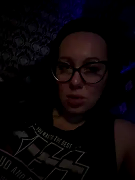 Snapshot of AnnaAnn chatting on 09/24/25, 03:32 AnnaAnn online show from 09/24/25, 03:32