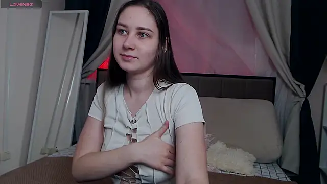 Snapshot of MollyBrams chatting on 01/27/25, 12:48 MollyBrams online show from 01/27/25, 12:48