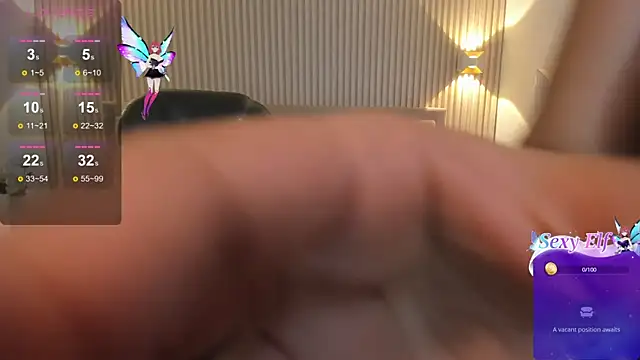 Snapshot of Sooffii_1 chatting on 01/10/25, 02:14 Sooffii 1 online show from 01/10/25, 02:14