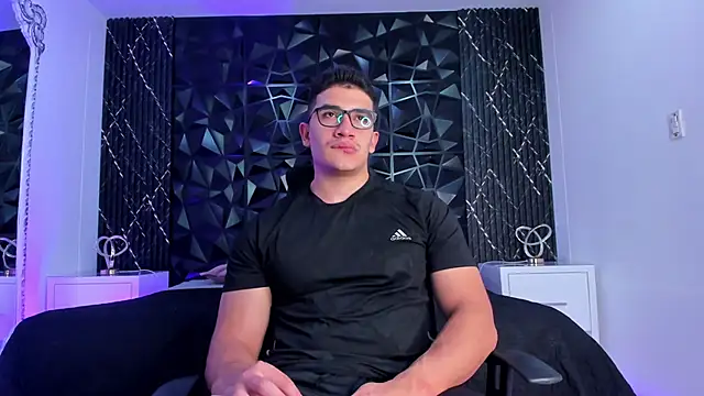 Snapshot of JeffDaltton chatting on 11/11/25, 08:09 JeffDaltton online show from 11/11/25, 08:09