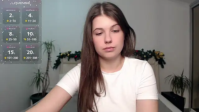 Snapshot of SayMeow_ chatting on 12/15/24, 10:39 SayMeow online show from 12/15/24, 10:39