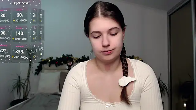 Snapshot of SayMeow_ chatting on 12/27/24, 11:21 SayMeow online show from 12/27/24, 11:21