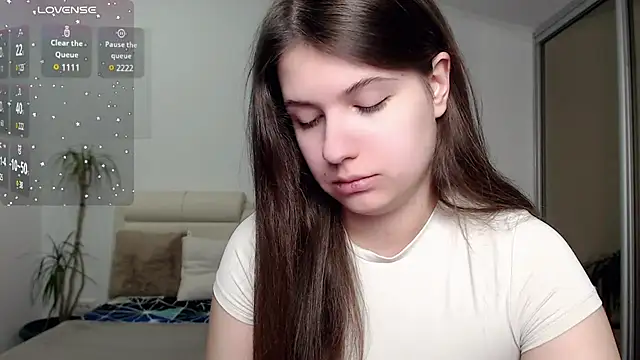 Snapshot of SayMeow_ chatting on 02/22/25, 05:12 SayMeow online show from 02/22/25, 05:12
