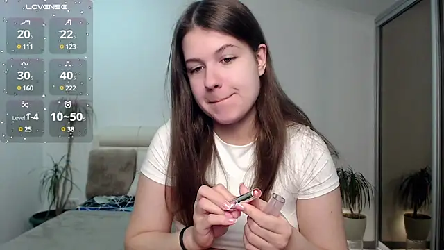 Snapshot of SayMeow_ chatting on 03/08/25, 02:23 SayMeow online show from 03/08/25, 02:23