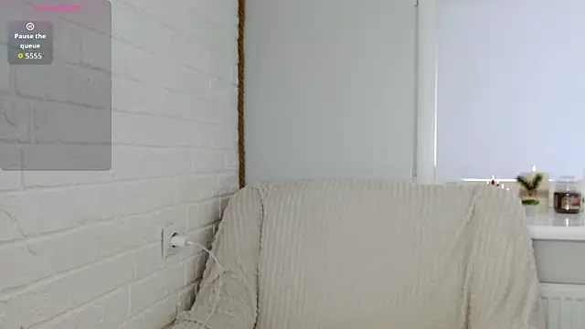Snapshot of SayMeow_ chatting on 09/14/25, 05:39 SayMeow online show from 09/14/25, 05:39