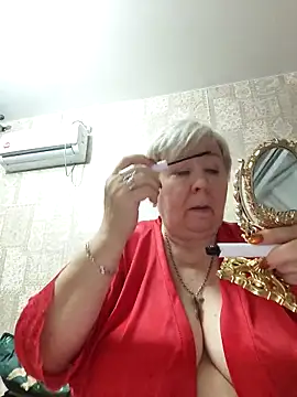 EffectFiona online show from 10/26/25, 10:47