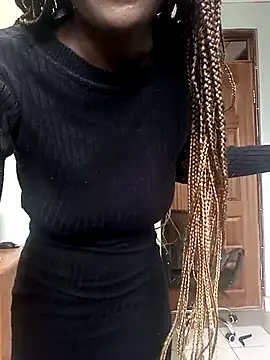 Prettybecs online show from 10/18/25, 05:10