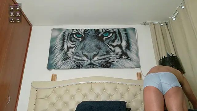 Adams ricci online show from 03/12/25, 12:15