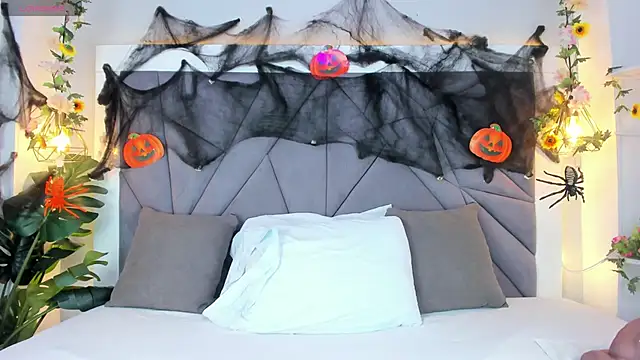 KiarhaTrixie online show from 11/05/25, 03:06