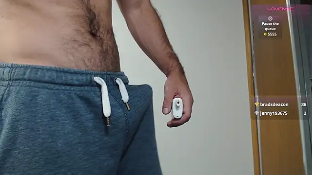 cutehairymacho online show from 10/15/25, 10:48