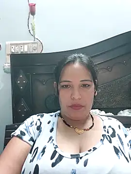 Poojabhabi101 online show from 10/02/25, 06:20