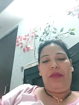 Snapshot of Poojabhabi101 chatting on 11/03/25, 06:36 Poojabhabi101 online show from 11/03/25, 06:36