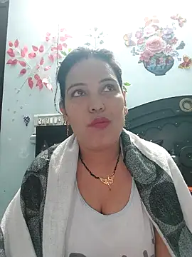 Snapshot of Poojabhabi101 chatting on 11/20/25, 05:51 Poojabhabi101 online show from 11/20/25, 05:51