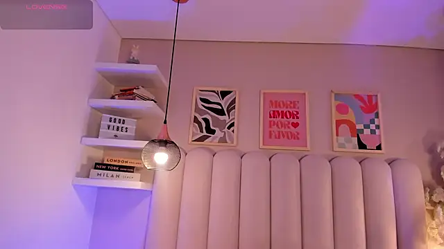 Snapshot of cute__cherry_ chatting on 10/18/25, 07:36 cute cherry online show from 10/18/25, 07:36