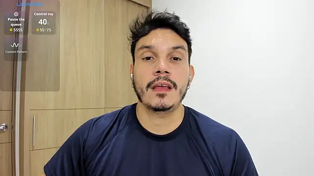 alejandro stark online show from 10/21/25, 04:24