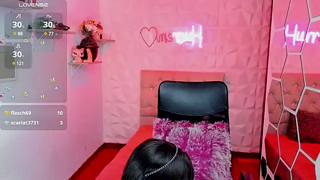 Snapshot of hurrencam chatting on 03/13/25, 04:12 hurrencam online show from 03/13/25, 04:12