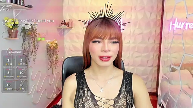 Snapshot of hurrencam chatting on 09/19/25, 01:45 hurrencam online show from 09/19/25, 01:45