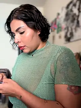 GigiiStone online show from 10/09/25, 04:16