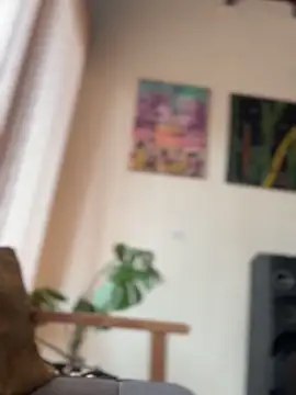 GigiiStone online show from 10/11/25, 04:16