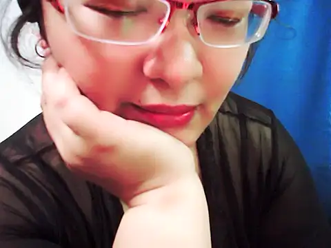 Snapshot of xiaorou-z chatting on 03/14/25, 05:48 xiaorou-z online show from 03/14/25, 05:48