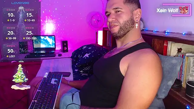 Snapshot of Xein_WoIf chatting on 12/10/24, 02:38 Xein WoIf online show from 12/10/24, 02:38