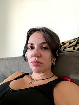 Snapshot of TaniaAmore chatting on 11/03/25, 10:49 TaniaAmore online show from 11/03/25, 10:49