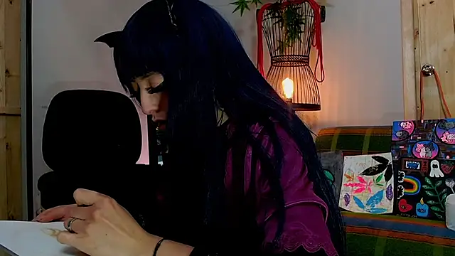 Snapshot of VickyJackson_ chatting on 12/10/24, 01:54 VickyJackson online show from 12/10/24, 01:54