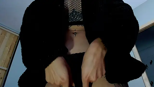 Snapshot of VickyJackson_ chatting on 02/25/25, 07:58 VickyJackson online show from 02/25/25, 07:58