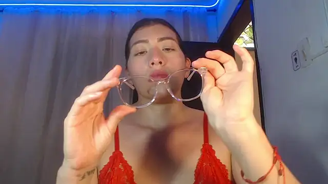 DaMikaela  online show from 02/21/25, 06:48